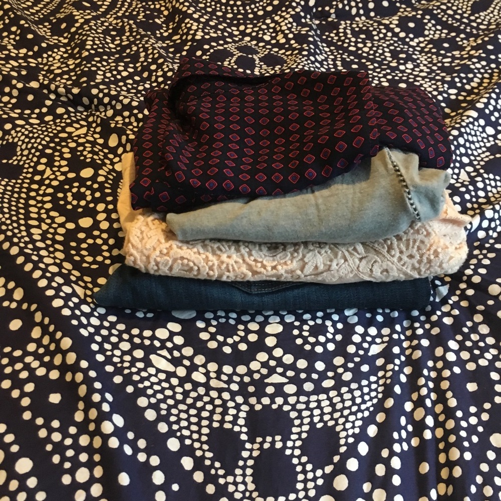 Bundle women’s clothes